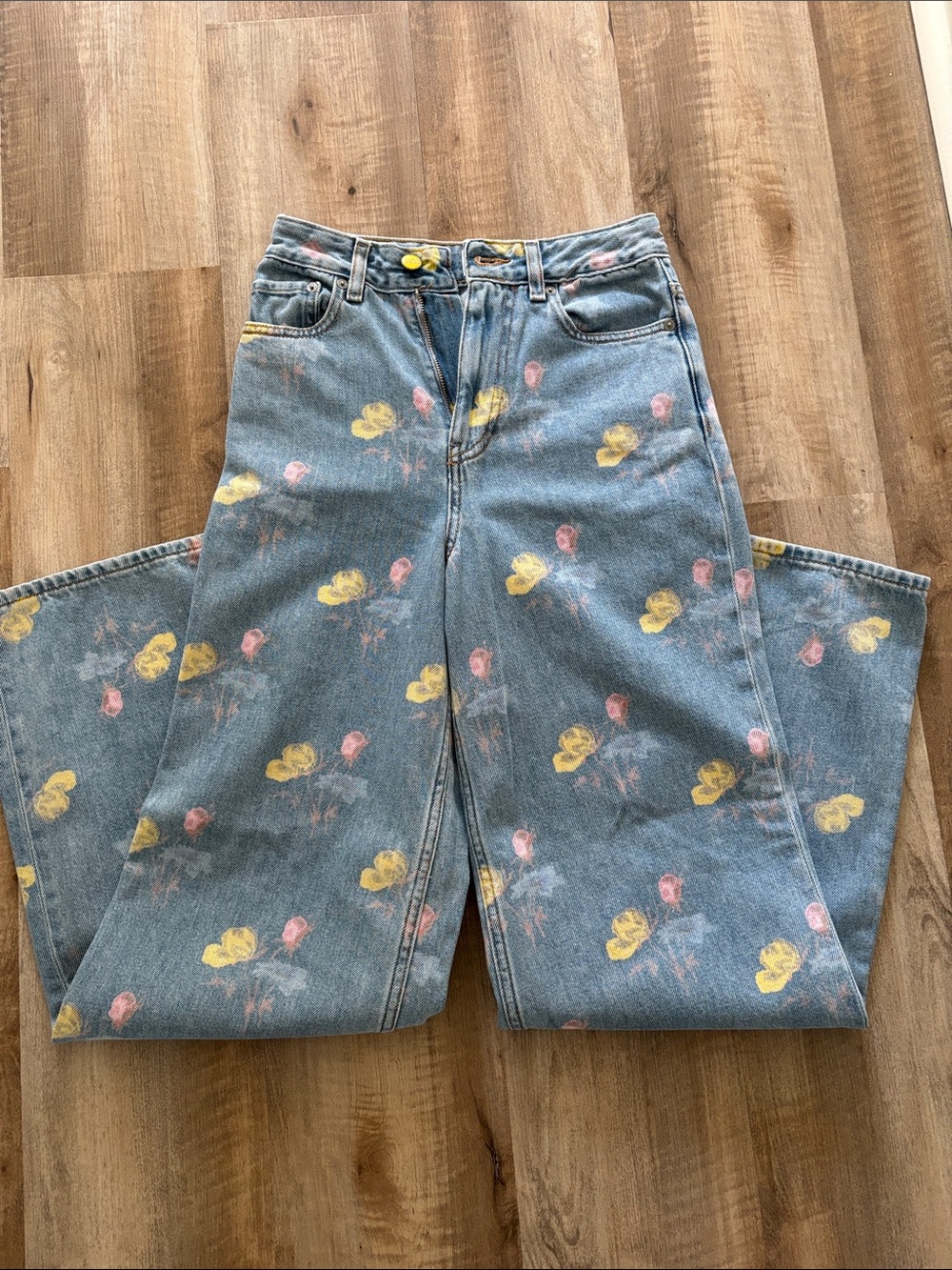 Ganni Light Blue Denim Wide-Leg Jeans with Yellow & Pink Floral Print